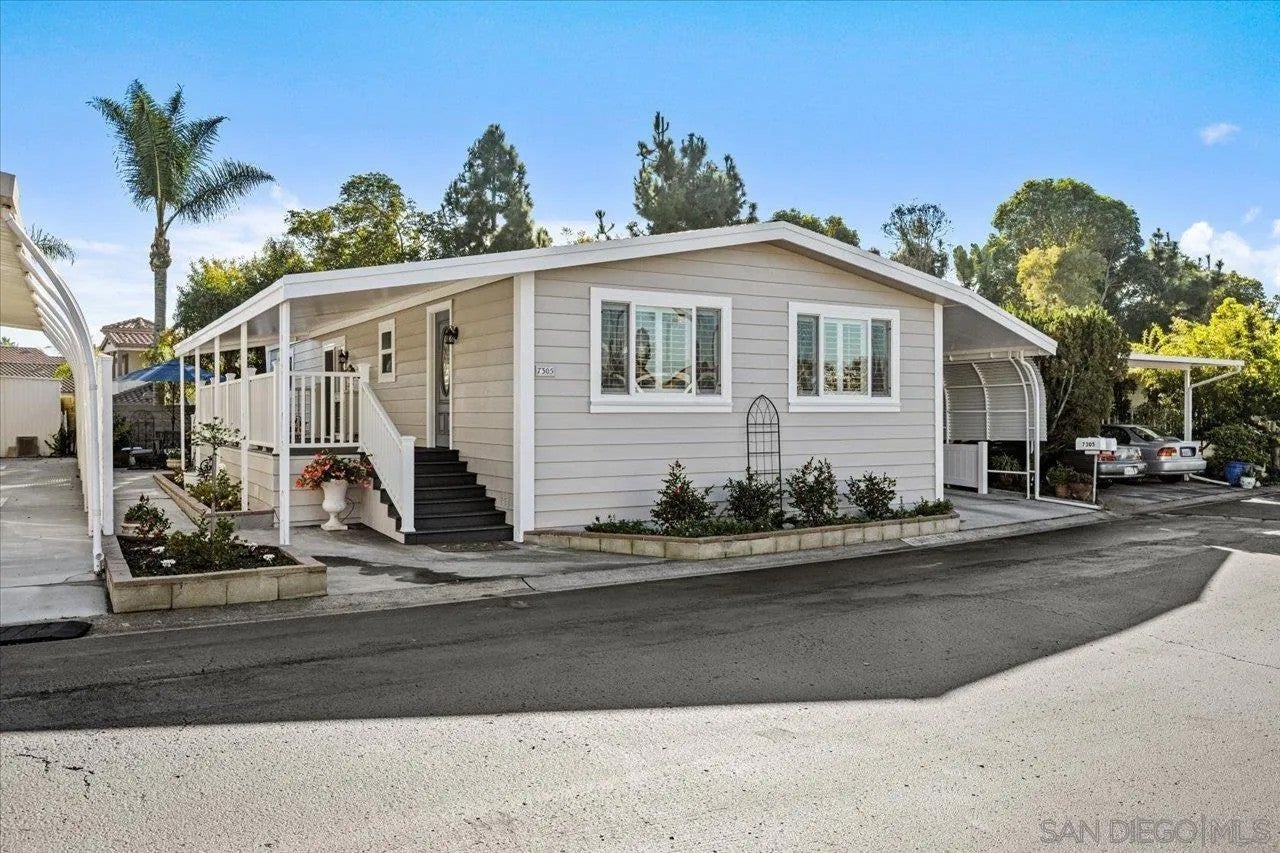 7305 San Luis Street 240