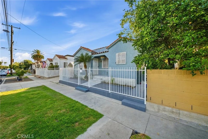 8205 Stanford Ave