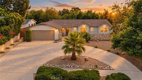 Photo of 1260 Grove Ave, Upland, CA 91786 (MLS # DW26222789)