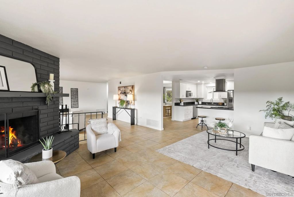 Photo of 1429 Midway Dr, Alpine, CA 91901 (MLS # 250044241)