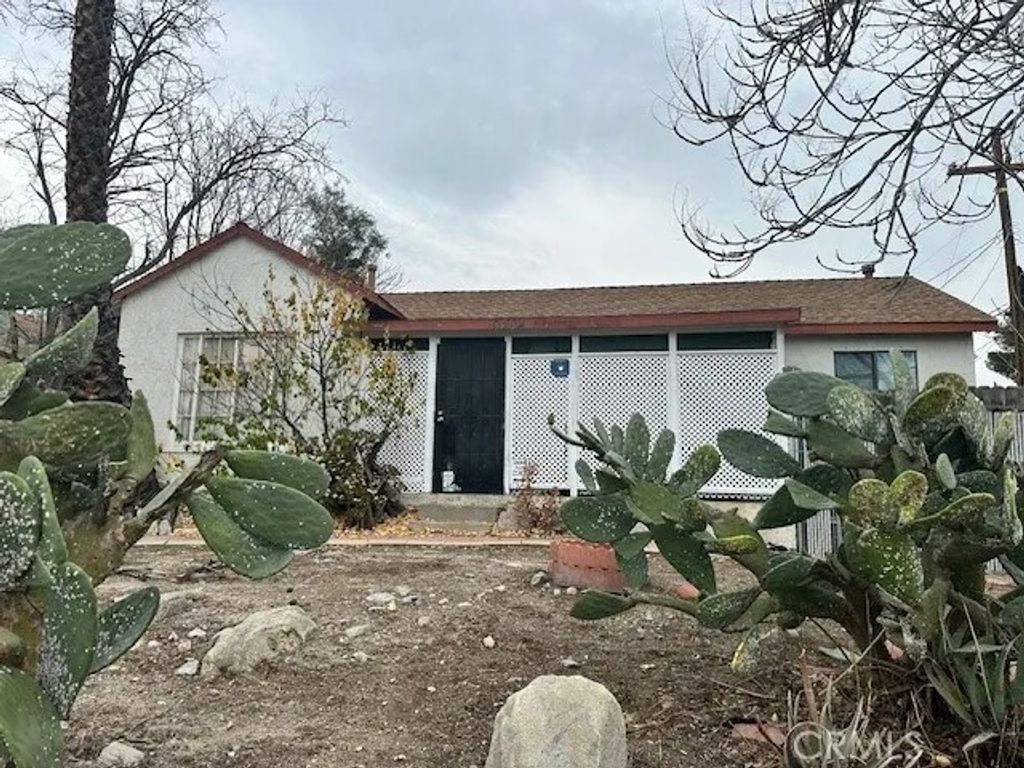 Photo of 7025 Day Street, Tujunga, CA 91042 (MLS # SR26015750)