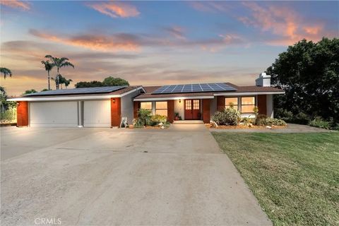 520 Woodland Hills Drive Escondido CA 92029