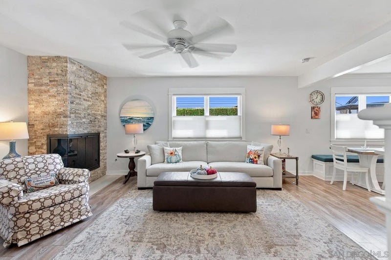 810 2nd Street