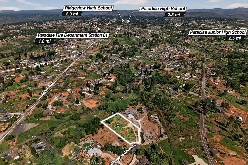 Photo of 321 Burden Ter, Paradise, CA 95969 (MLS # SN26059362)