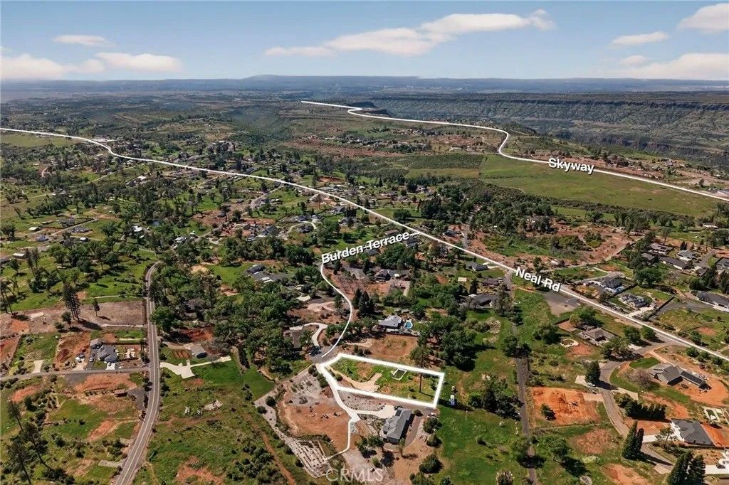 Photo of 321 Burden Ter, Paradise, CA 95969 (MLS # SN26059362)