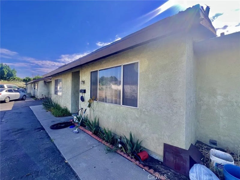 17352 Valencia