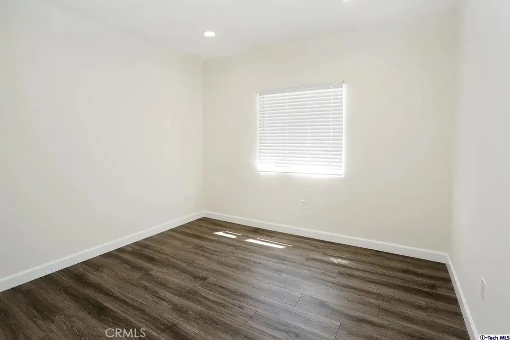 Photo of 7521 Milwood Avenue, Canoga Park, CA 91303 (MLS # GD25270226)