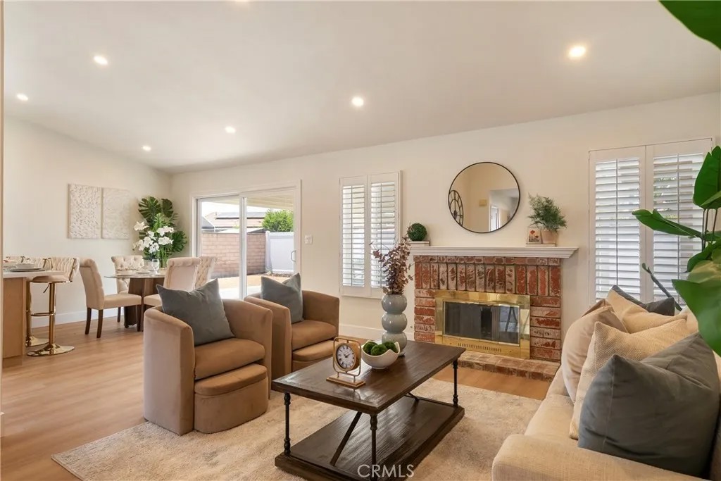11401 Rancho Del Oro