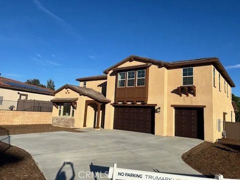 1351 Amanda Glen South Escondido CA 92029