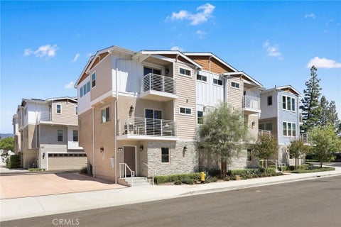 Photo of 2461 1st Avenue, La Verne, CA 91750 (MLS # AR26223472)