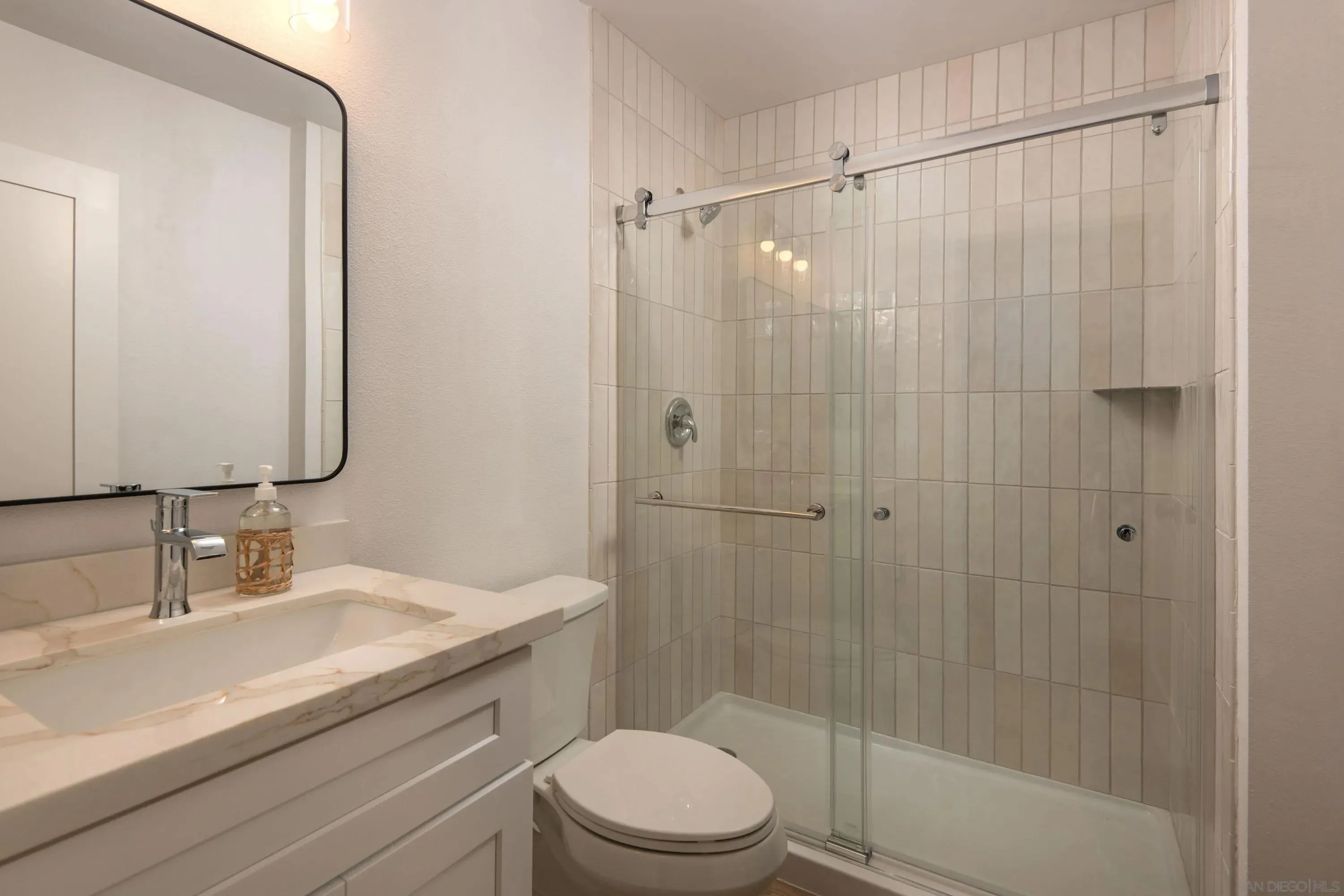 Encinitas, California 92024, United States, 3 Bedrooms Bedrooms, ,2 BathroomsBathrooms,Residential,Pending,252291