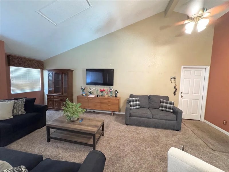6691 Orangewood