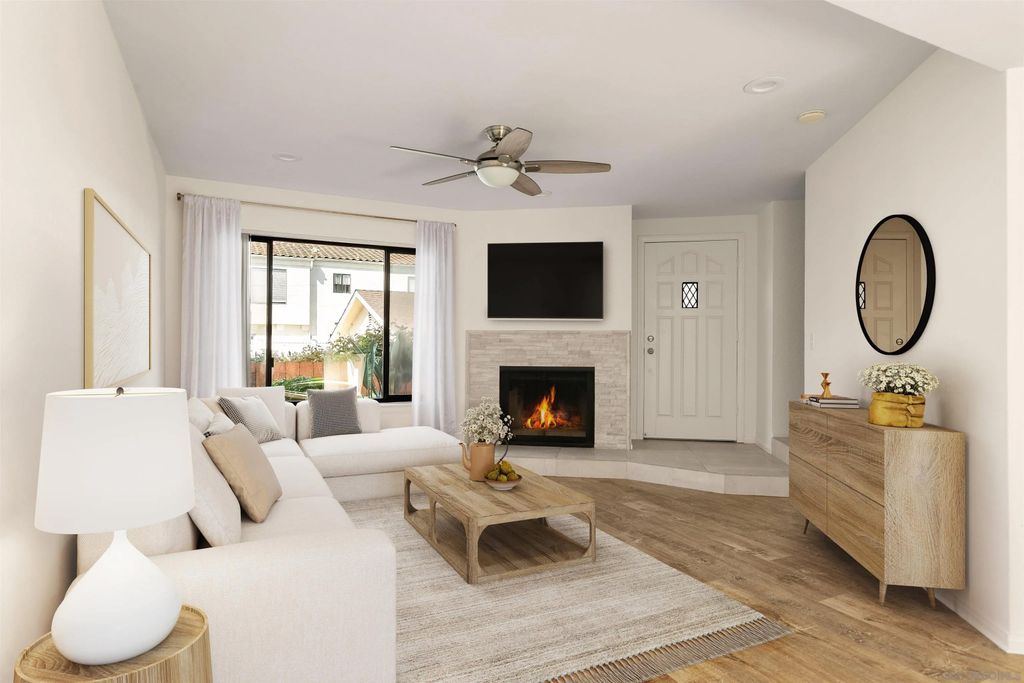 Photo of 879 Agate St #3, San Diego, CA 92109 (MLS # 260007544)