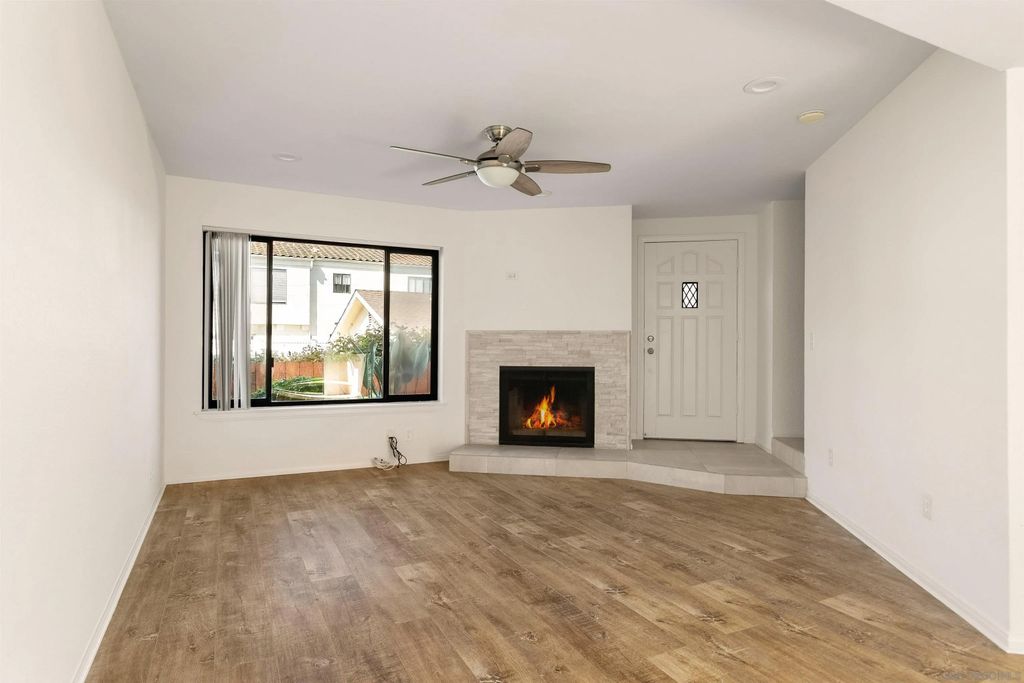 Photo of 879 Agate St #3, San Diego, CA 92109 (MLS # 260007544)