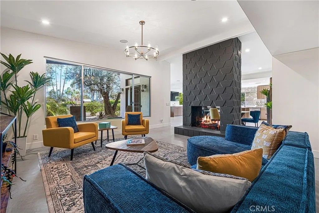 Photo of 5155 E Bobolink Ln, Palm Springs, CA 92264 (MLS # BB26091399)