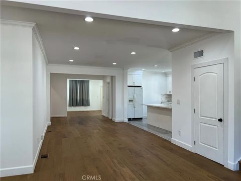 Tiny photo for 1019 S Gramercy Dr, Los Angeles, CA 90019 (MLS # SR25243995)