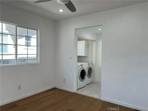 Tiny photo for 1019 S Gramercy Dr, Los Angeles, CA 90019 (MLS # SR25243995)