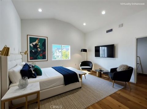 Tiny photo for 1019 S Gramercy Dr, Los Angeles, CA 90019 (MLS # SR25243995)