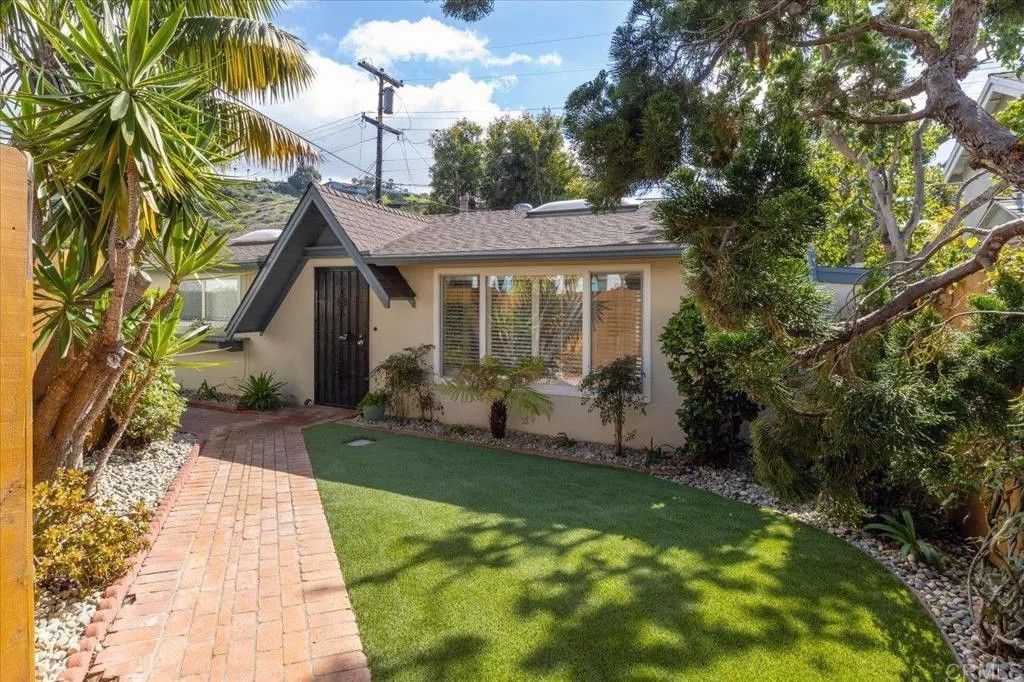 Photo of 513 Rosemont Street, La Jolla, CA 92037 (MLS # NDP2601135)