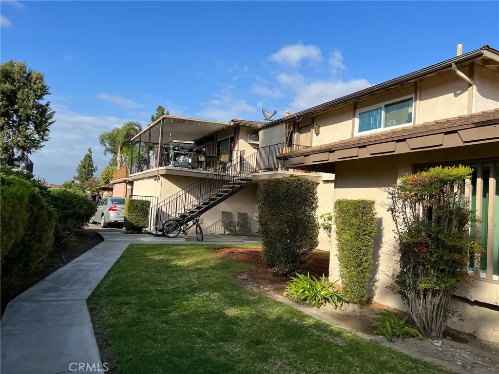 1215 S Athena Way