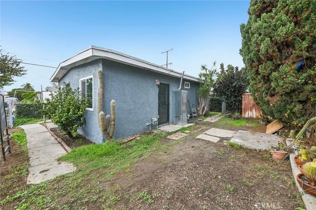 Photo of 1145 Milton Street, Torrance, CA 90502 (MLS # DW26012323)