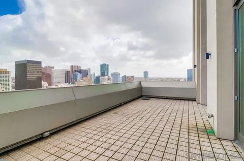 Tiny photo for 645 Front St #2201, San Diego, CA 92101 (MLS # 250032140)