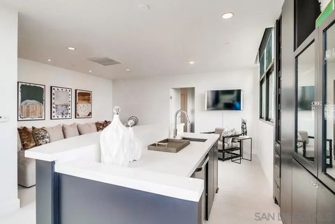 Tiny photo for 645 Front St #2201, San Diego, CA 92101 (MLS # 250032140)