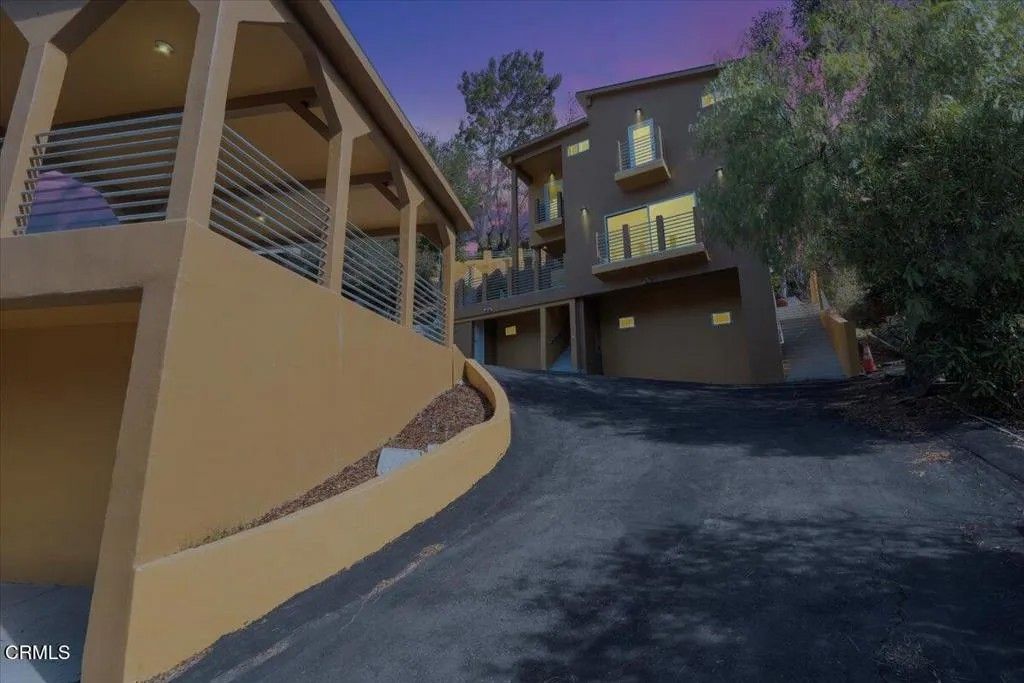 Photo of 1944 Seminole Drive, Agoura Hills, CA 91301 (MLS # V1-35620)