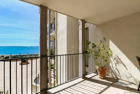 1125 Pacific Beach Dr Unit 204, San Diego, CA 92109 - #: 260005284