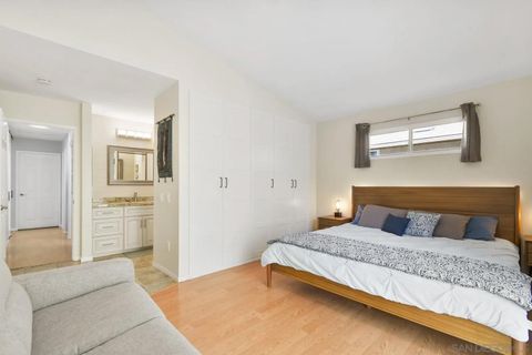 Tiny photo for 12061 Rue Des Amis, San Diego, CA 92131 (MLS # 250045157)