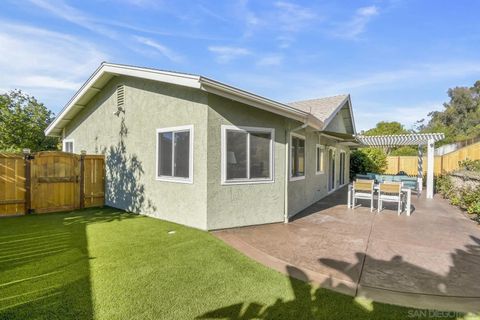 Tiny photo for 12061 Rue Des Amis, San Diego, CA 92131 (MLS # 250045157)