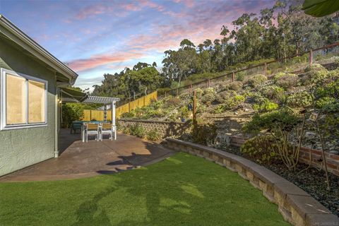 Tiny photo for 12061 Rue Des Amis, San Diego, CA 92131 (MLS # 250045157)