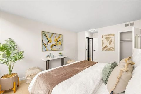 Tiny photo for 421 S La Fayette Park Place #624, Los Angeles, CA 90057 (MLS # TR25249309)