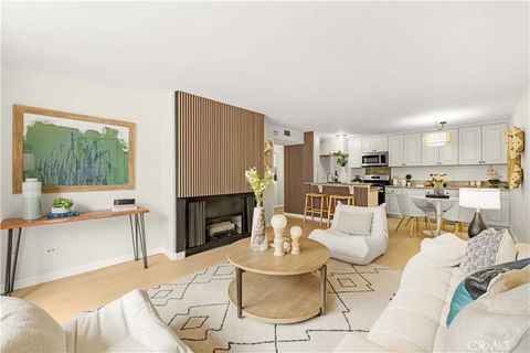 Tiny photo for 421 S La Fayette Park Place #624, Los Angeles, CA 90057 (MLS # TR25249309)