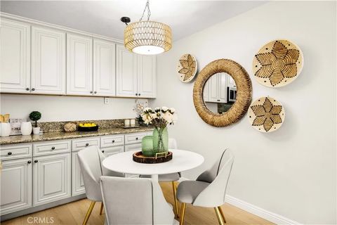 Tiny photo for 421 S La Fayette Park Place #624, Los Angeles, CA 90057 (MLS # TR25249309)