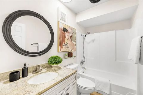 Tiny photo for 421 S La Fayette Park Place #624, Los Angeles, CA 90057 (MLS # TR25249309)