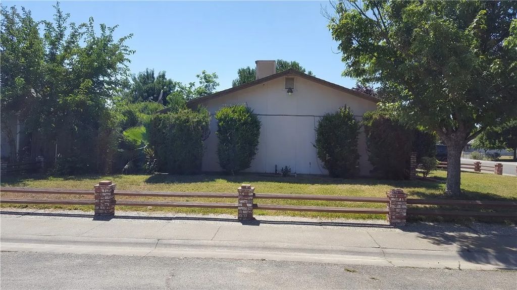 Photo of 2097 North Street, Corning, CA 96021 (MLS # SN26004154)