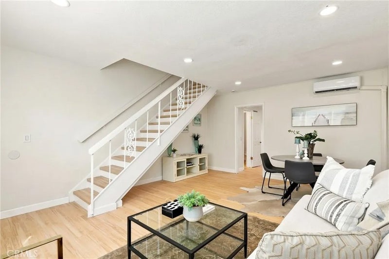 648 W Main D
