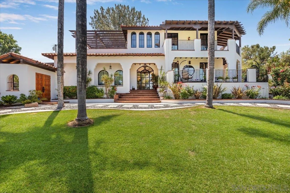 2103 Sunnyside Ave