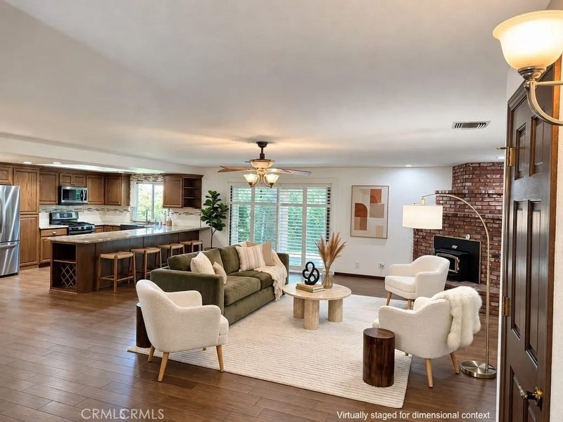 5837 W Avenue M2