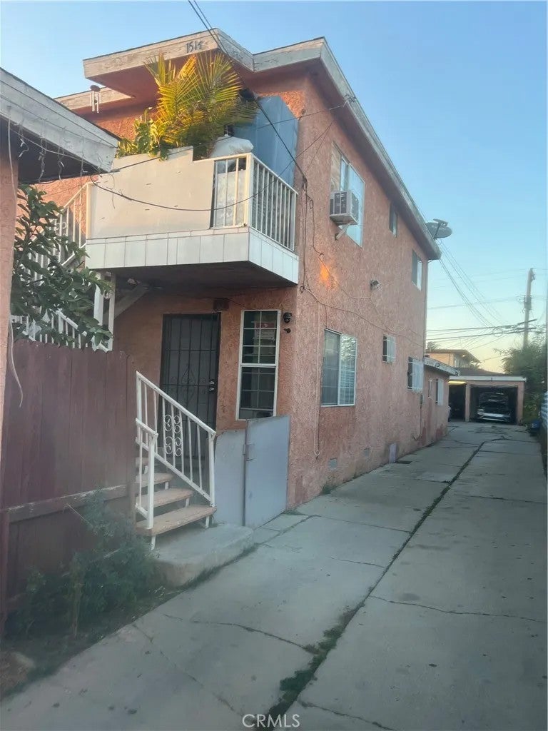 151 E 121st