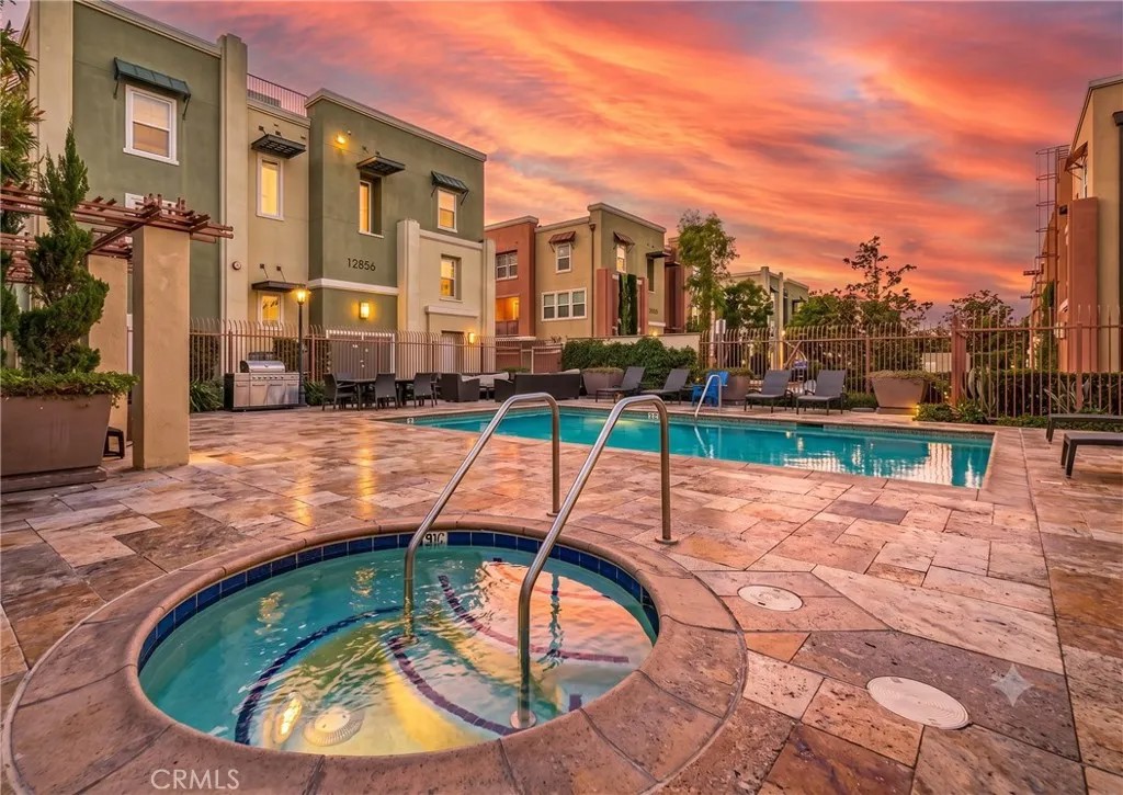 12848 Palm Street 4