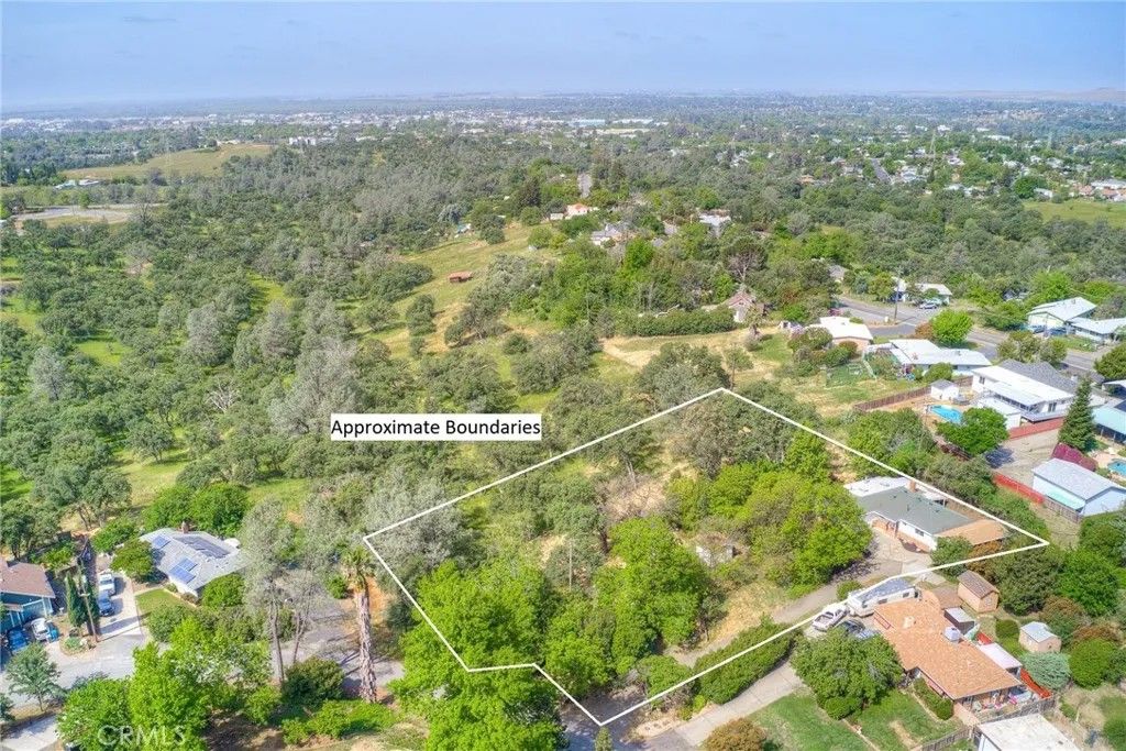 Photo of 12 Linda Loma Drive, Oroville, CA 95966 (MLS # OR26065557)