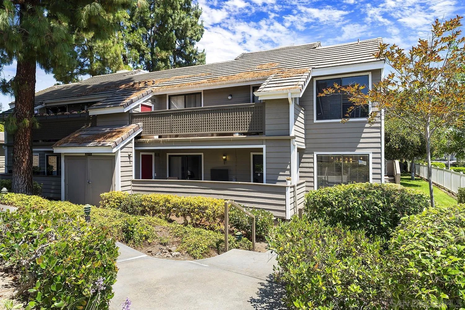 1059 Shadowridge Drive 7