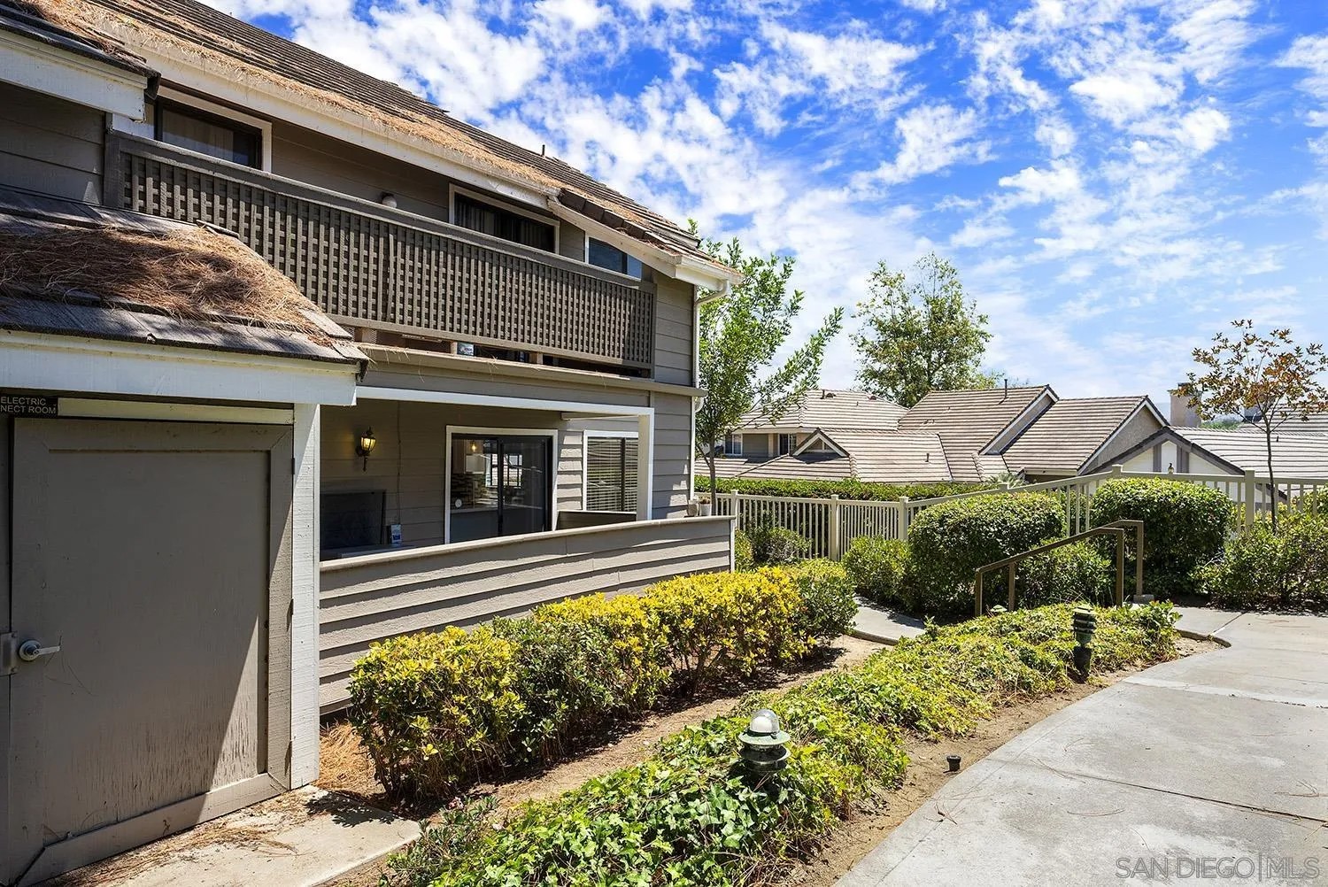 1059 Shadowridge Drive 7