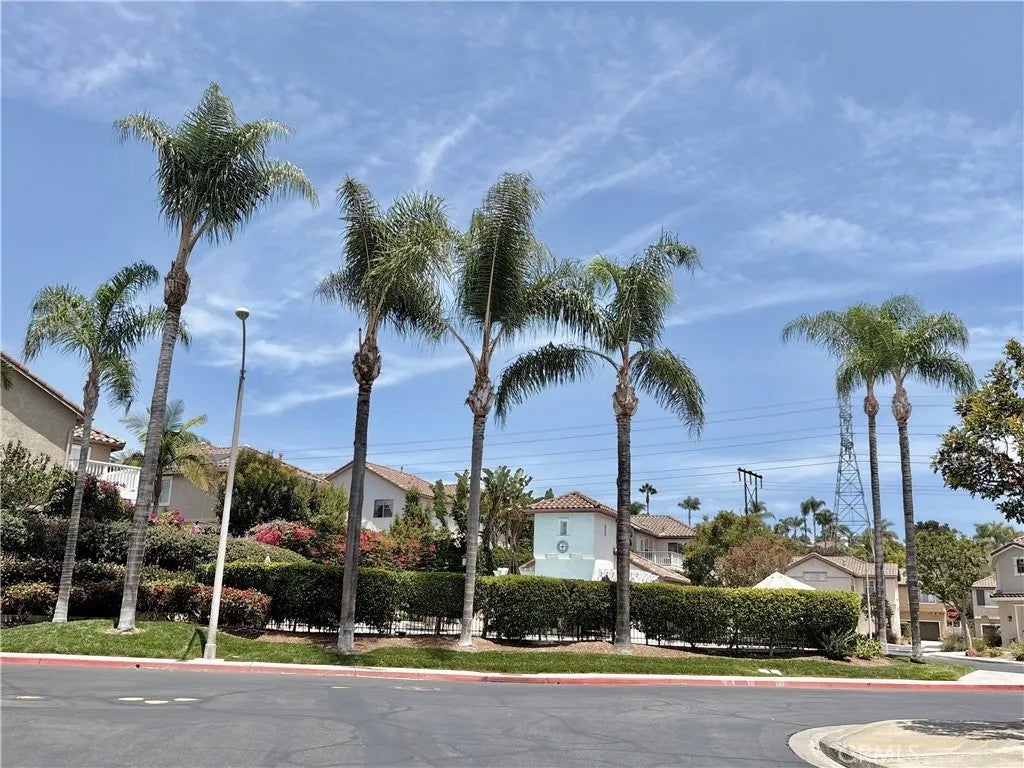 7147 Tanager Drive