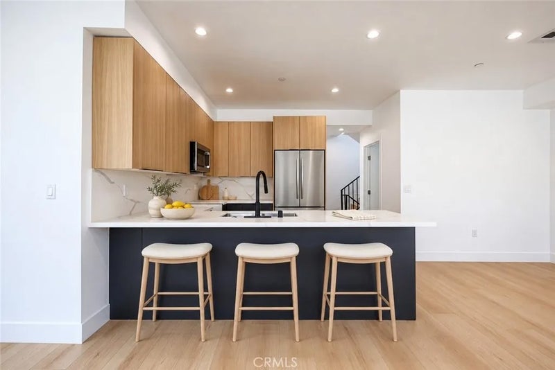1015 S Citrus