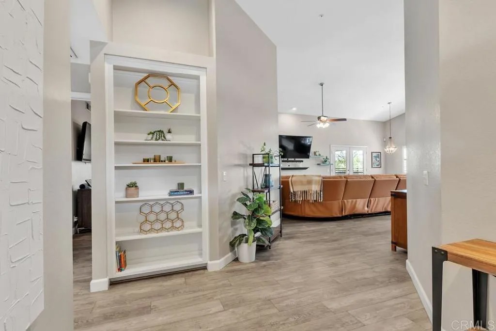 5151 Comanche Drive