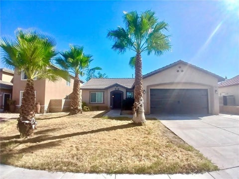 Photo of 13811 Mimi Road, Victorville, CA 92392 (MLS # IG26200283)