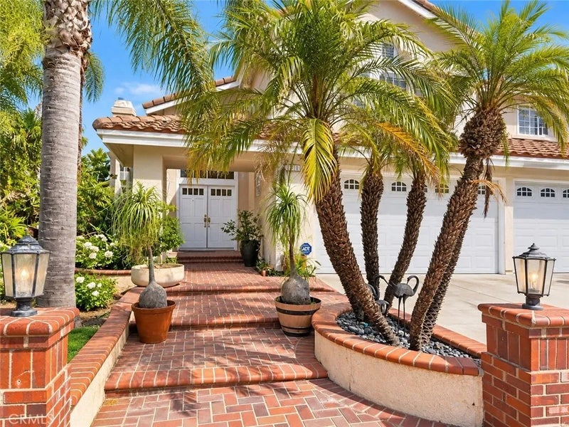 1511 Dominguez Ranch